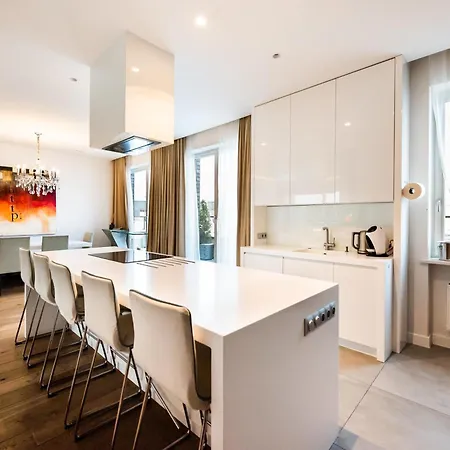 Deluxe Demonstrative Apartment