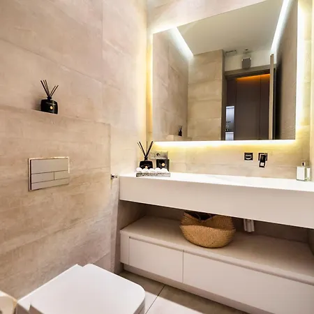 Deluxe Demonstrative Apartman
